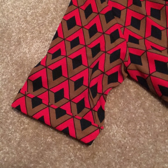 Tracy Negoshian Short Sleeve Dress - Picture 3 of 6